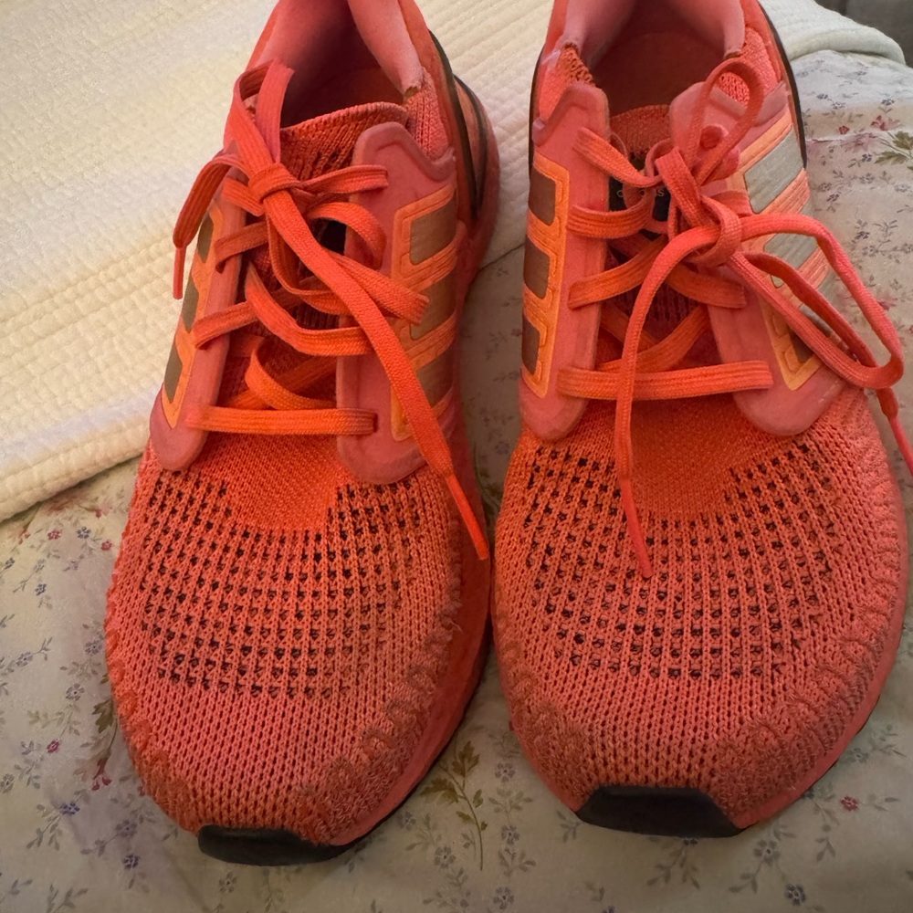 Womens Adidas Ultraboost 20 Athletic Running Shoes Sneakers Size 6.5